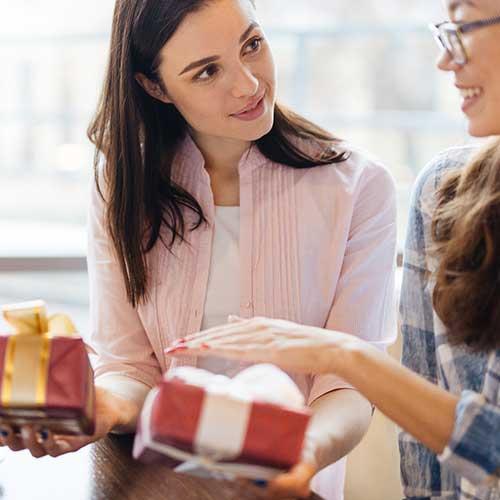 A Arte de Presentear: Cultivando Relações e Mostrando Gratidão